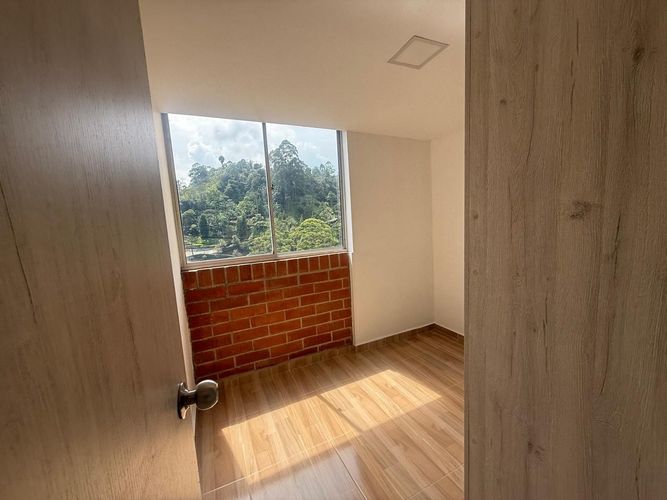 Apartamento de 2 alcobas en venta en La Tablaza, La Estrella, 56 m² · foto 10 de 24