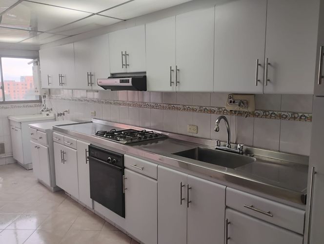 Apartamento en venta en La Castellana, Bogotá · foto 15 de 24