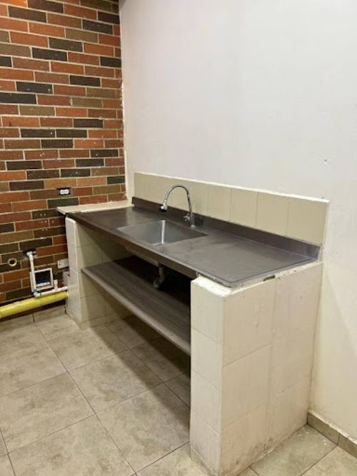 Local en arriendo en Viviendas Del Sur, Itagüí, 12 m² · foto 15 de 16