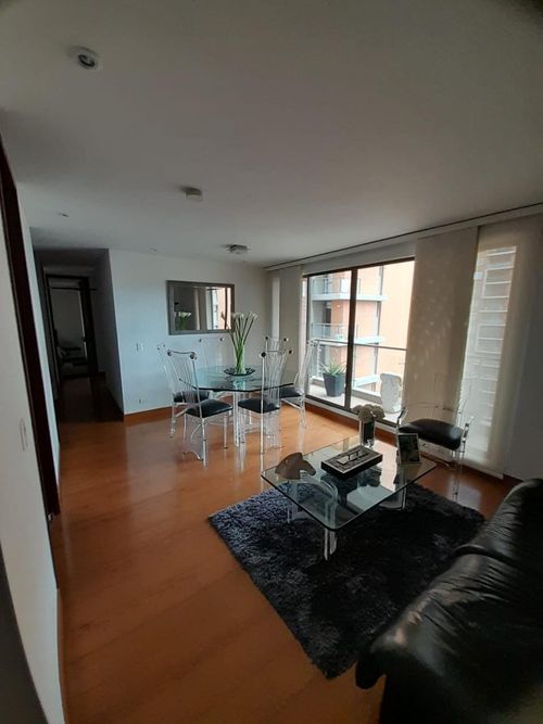 Apartamento de 3 alcobas en venta en Gratamira, Bogotá, 86 m² · foto 2 de 9