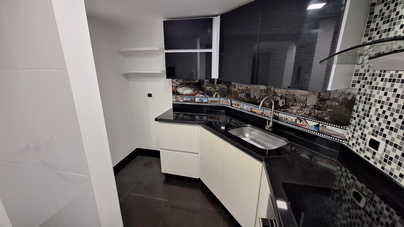 Apartamento en venta en La Soledad, Bogotá · foto 8 de 24