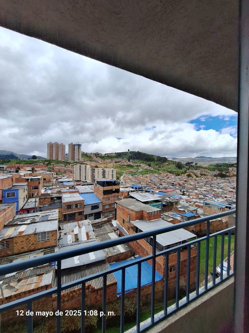 Apartamento de 3 alcobas en venta en Granjas San Pablo, Bogotá, 51 m² · foto 4 de 19