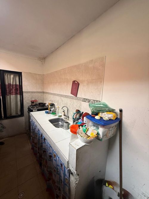 Casa de 8 alcobas en venta en Alirio Mora Beltran, Cali, 104 m² · foto 5 de 12