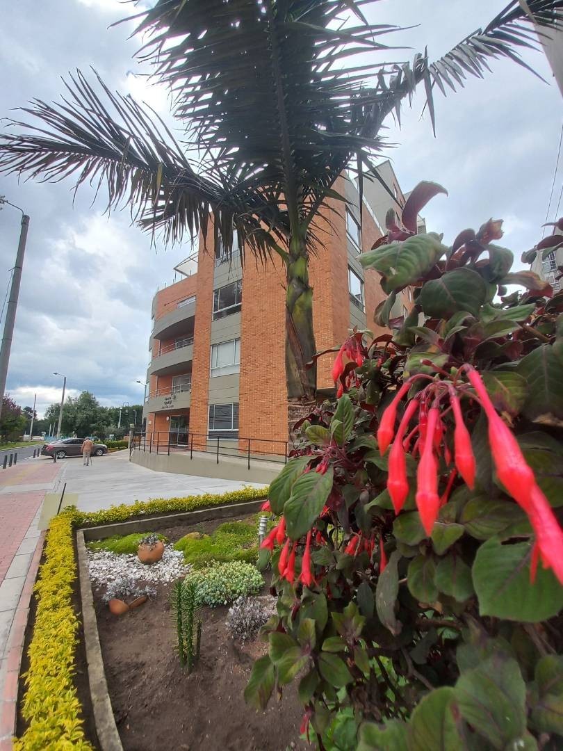 Apartamento en venta en Mazuren, Bogotá · foto 3 de 21