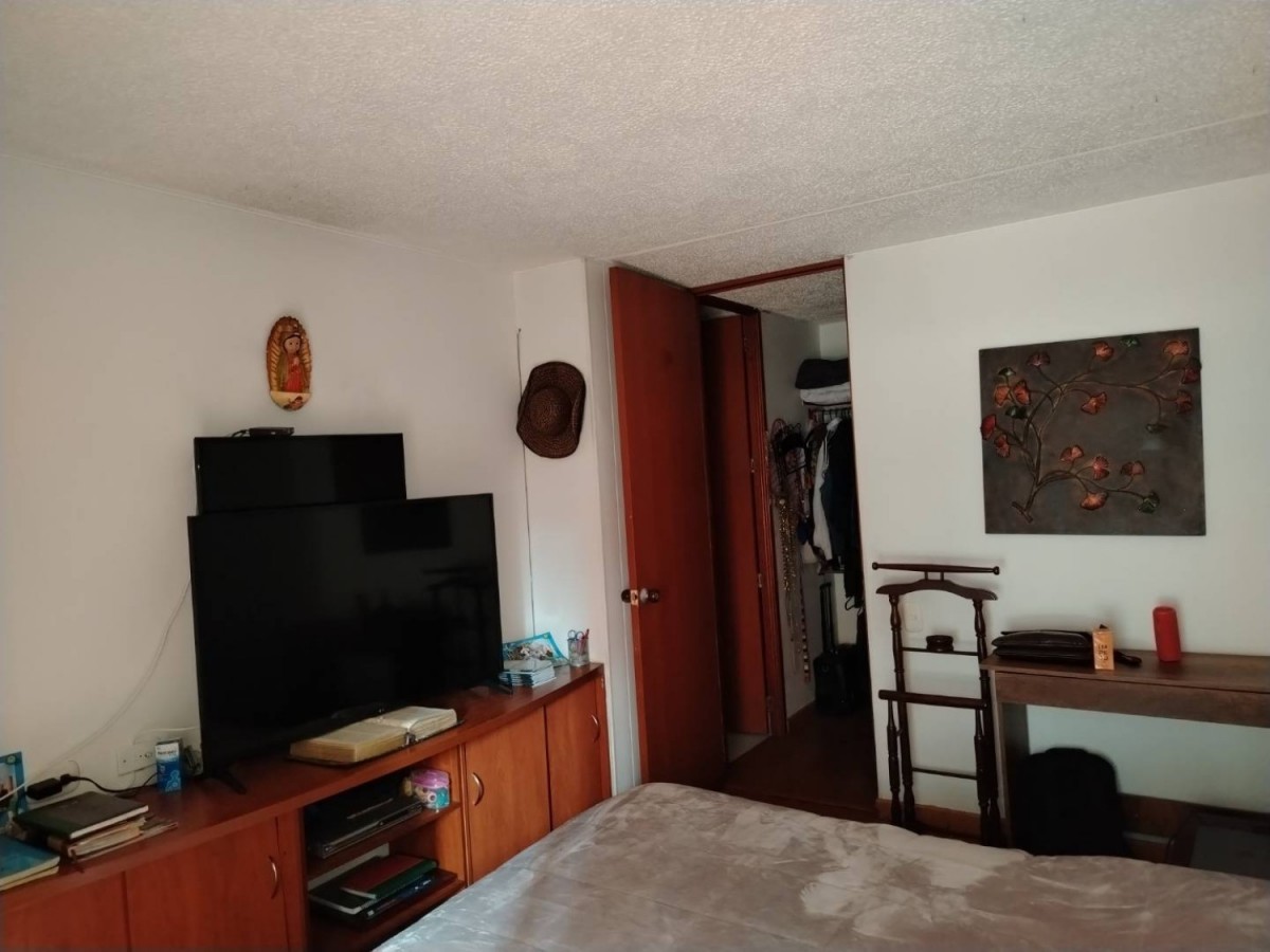 Apartamento en venta en Mazuren, Bogotá · foto 8 de 21