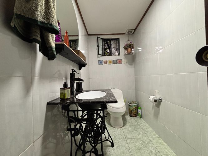Casa de 4 alcobas en venta en San Jose De Bavaria, Bogotá, 410 m² · foto 18 de 23