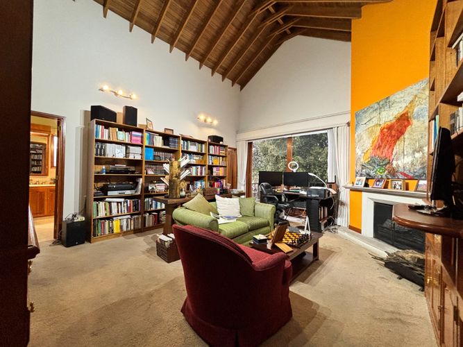 Casa de 4 alcobas en venta en San Jose De Bavaria, Bogotá, 410 m² · foto 21 de 23