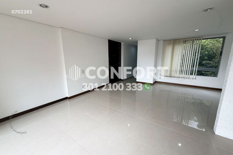 Apartamento de 2 alcobas en arriendo en Castropol, Medellín, 80 m² · foto 4 de 23