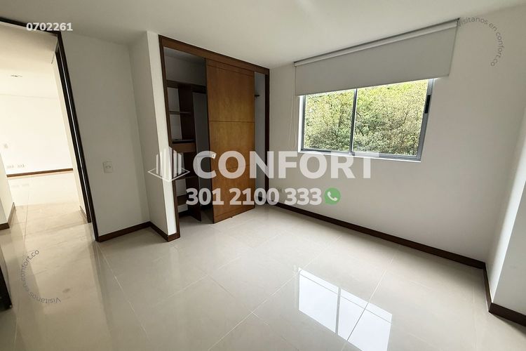 Apartamento de 2 alcobas en arriendo en Castropol, Medellín, 80 m² · foto 11 de 23
