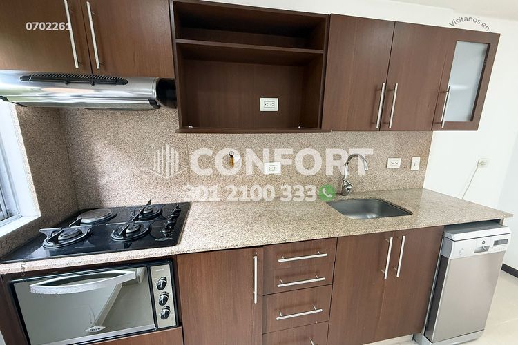 Apartamento de 2 alcobas en arriendo en Castropol, Medellín, 80 m² · foto 7 de 23