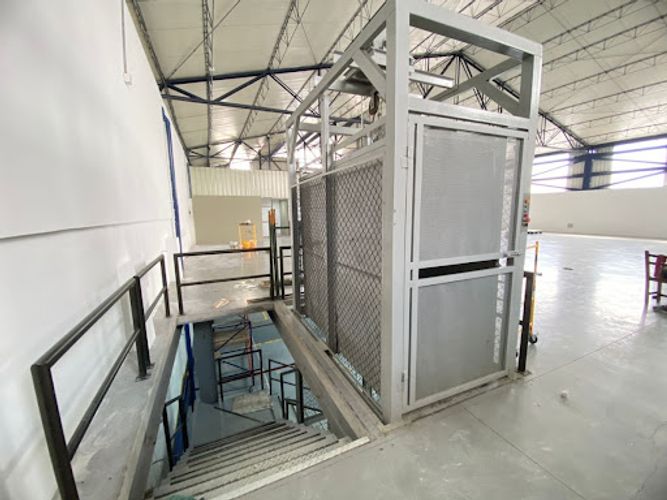 Bodega en arriendo en Zona Industrial No. 1, Itagüí, 1000 m² · foto 4 de 10