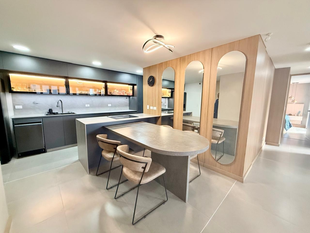 Apartamento en venta en Camino Verde, Envigado · foto 3 de 24