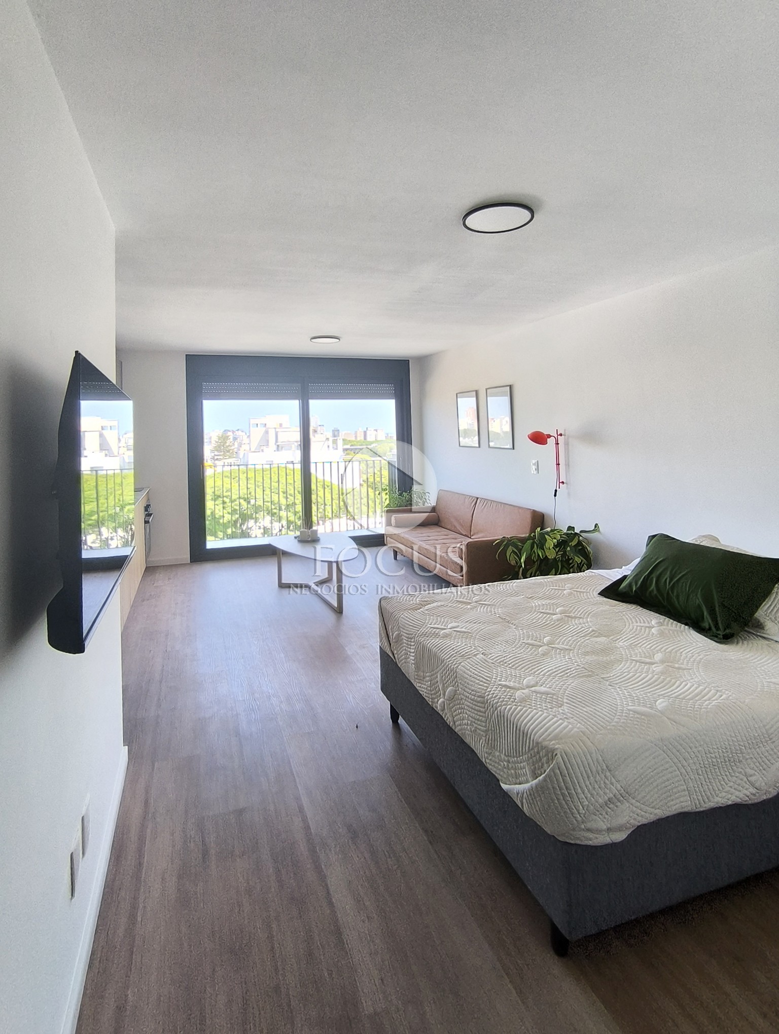 Venta Apartamento Monoambiente Con Terraza, Piso 9 En Pocitos - Vista 2