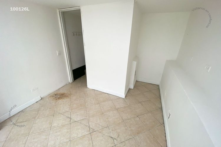 Local en arriendo en Conquistadores, Medellín, 17 m² · foto 3 de 9