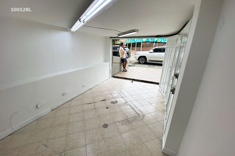 Local en arriendo en Conquistadores, Medellín, 17 m² · foto 5 de 9