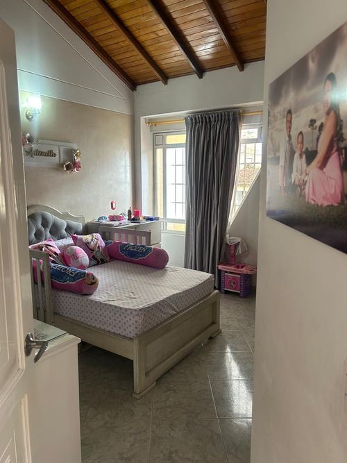 Casa de 5 alcobas en venta en Diamante 2, Bucaramanga, 365 m² · foto 23 de 24