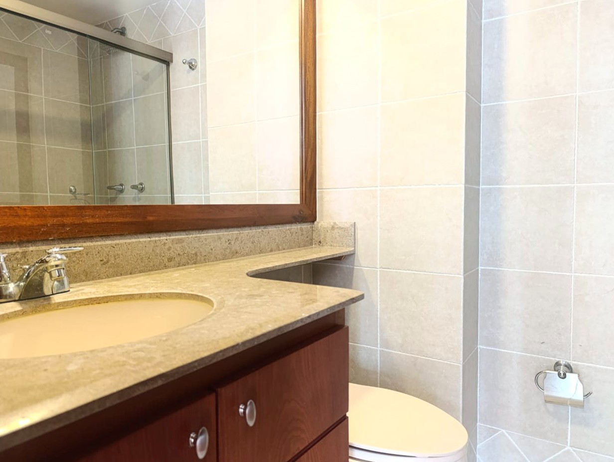 Apartamento en arriendo en Los Naranjos, Medellín · foto 14 de 19