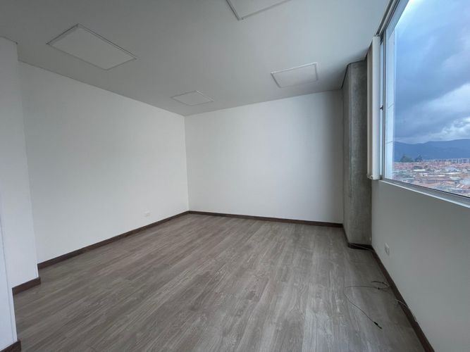 Oficina en venta en Laura Vicuña, Chía, 19 m² · foto 3 de 18