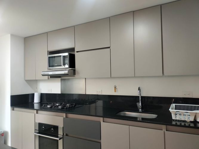 Apartamento de 3 alcobas en arriendo en El Poblado, Medellín, 100 m² · foto 5 de 15