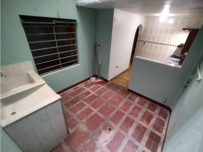 Casa de 4 alcobas en venta en San Miguel, Medellín, 97 m² · foto 6 de 23