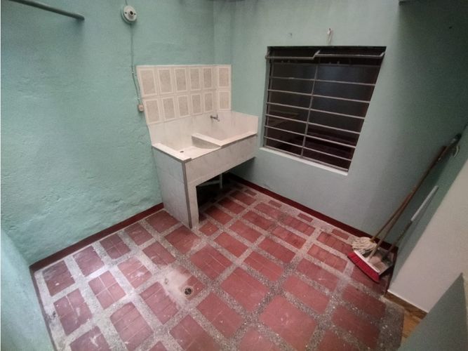 Casa de 4 alcobas en venta en San Miguel, Medellín, 97 m² · foto 7 de 23