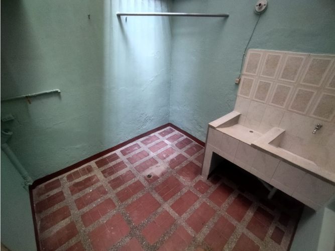 Casa de 4 alcobas en venta en San Miguel, Medellín, 97 m² · foto 8 de 23