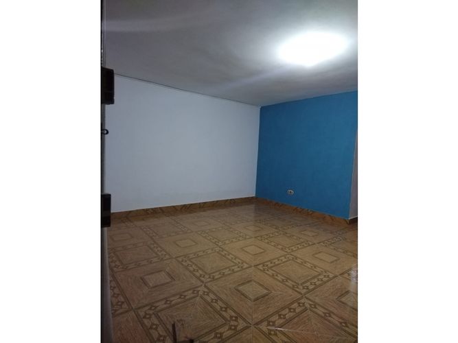 Casa de 4 alcobas en venta en San Miguel, Medellín, 97 m² · foto 11 de 23