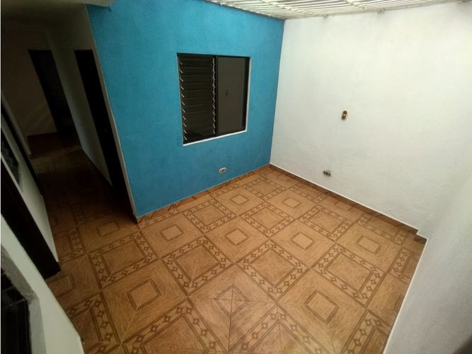 Casa de 4 alcobas en venta en San Miguel, Medellín, 97 m² · foto 12 de 23