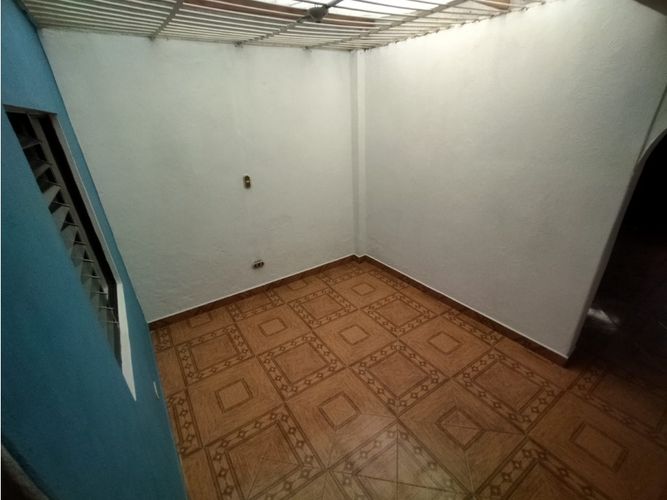 Casa de 4 alcobas en venta en San Miguel, Medellín, 97 m² · foto 13 de 23