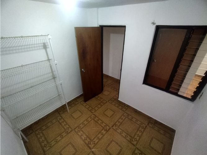 Casa de 4 alcobas en venta en San Miguel, Medellín, 97 m² · foto 14 de 23