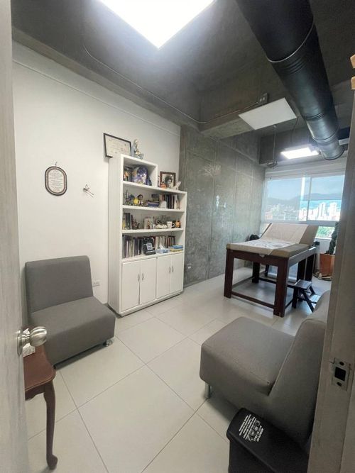 Oficina en arriendo en Restrepo Naranjo, Sabaneta, 40 m² · foto 3 de 12