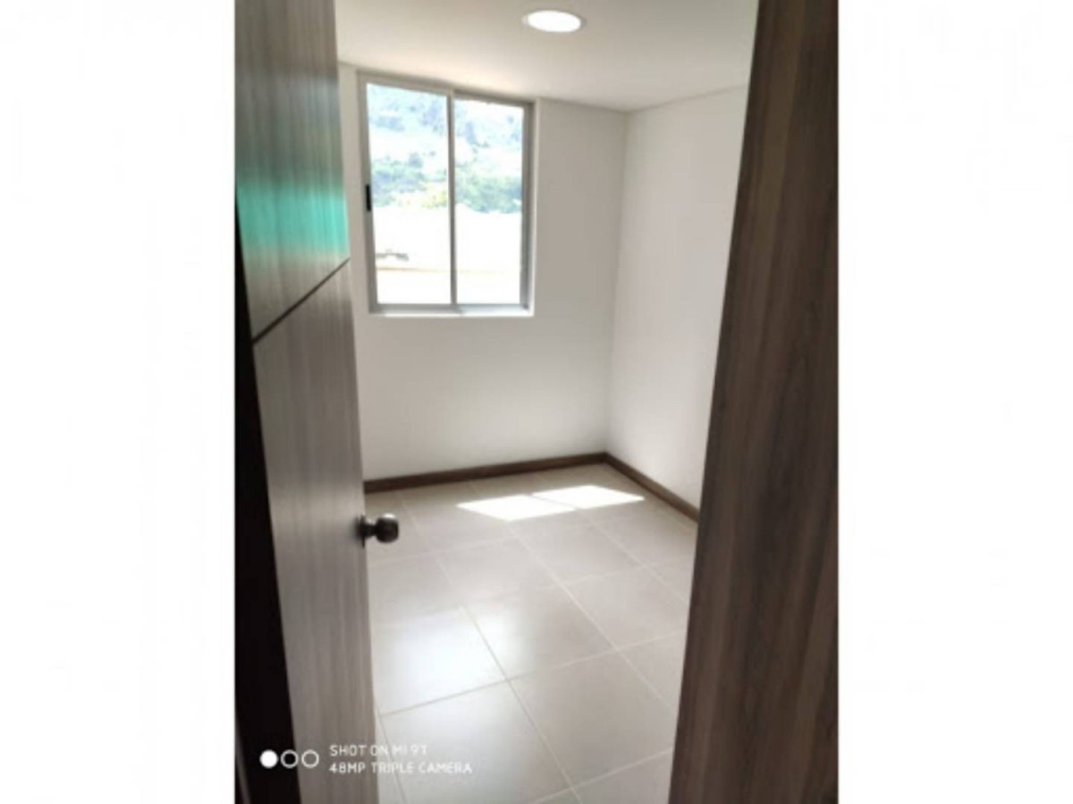 Apartamento en venta en La Tablaza, La Estrella · foto 11 de 17