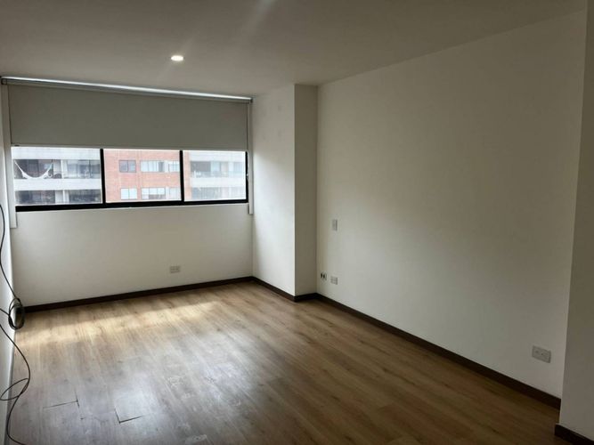 Apartamento de 2 alcobas en arriendo en Loma Del Escobero, Envigado, 83 m² · foto 9 de 19
