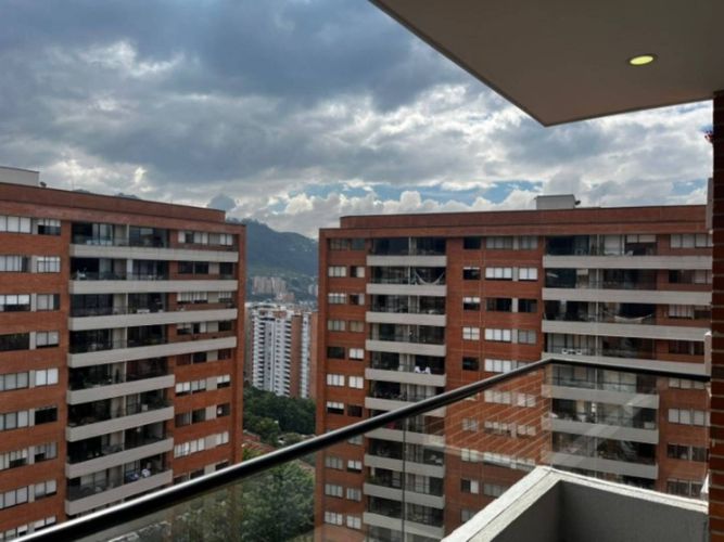 Apartamento de 2 alcobas en arriendo en Loma Del Escobero, Envigado, 83 m² · foto 19 de 19