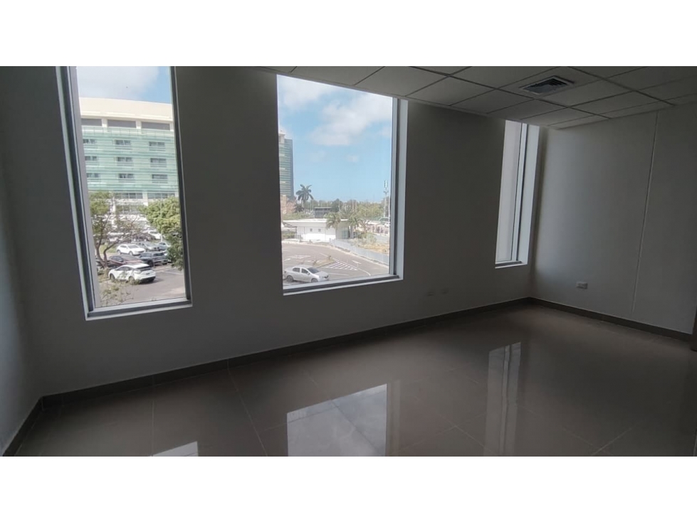 Retail space for rent in Riomar, Barranquilla