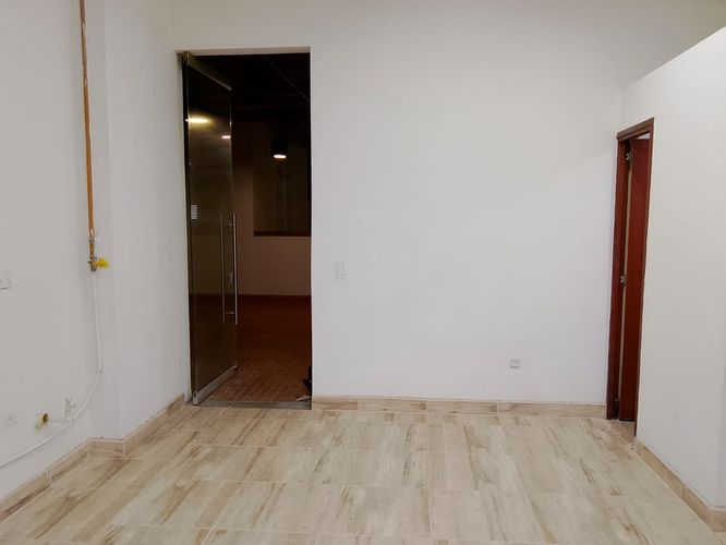 Local en arriendo en Los Alcazares, Sabaneta, 31 m² · foto 7 de 11
