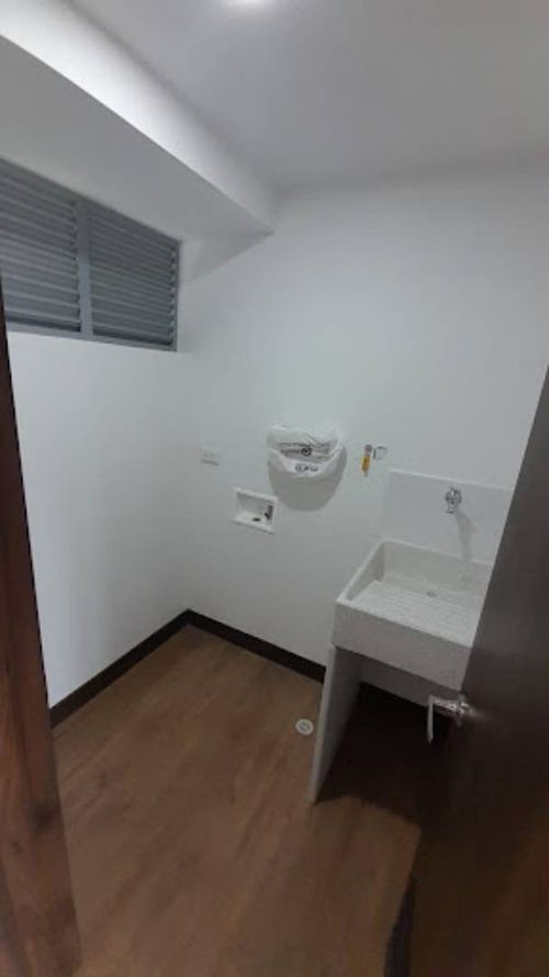 Apartamento de 3 alcobas en venta en La Ferreria, Itagüí, 68 m² · foto 5 de 17