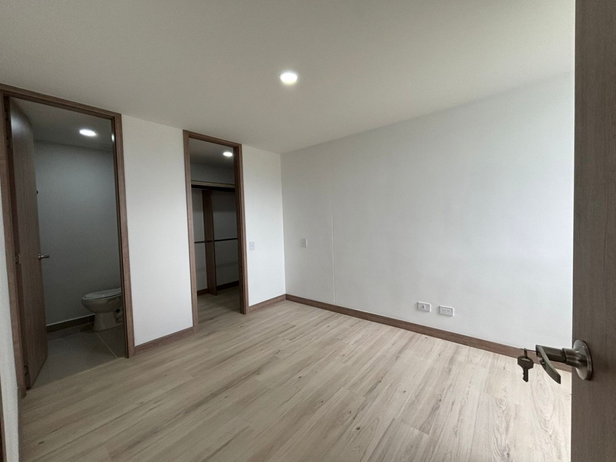 Apartamento en venta en La Ferreria, La Estrella · foto 11 de 13