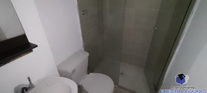 Apartamento en venta en Zona Centro, Envigado · foto 3 de 8