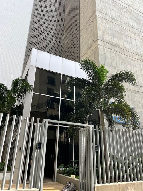 Apartamento de 3 alcobas en venta en Bellavista, Cali, 131 m² · foto 9 de 23