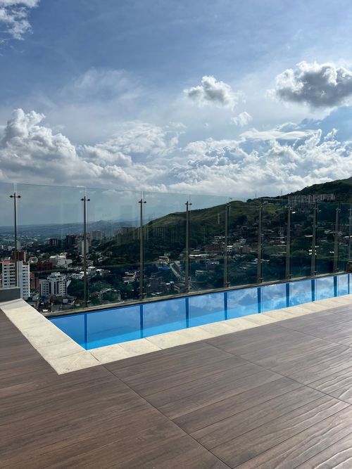 Apartamento de 3 alcobas en venta en Bellavista, Cali, 131 m² · foto 15 de 23