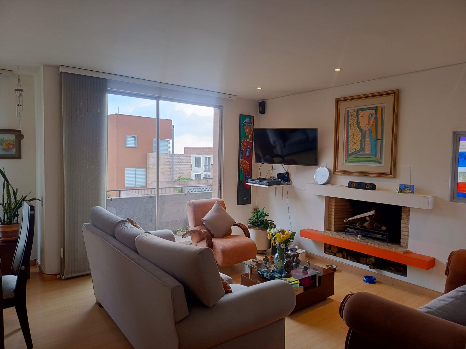 Casa en venta en Altos De Suba, Bogotá · foto 2 de 23