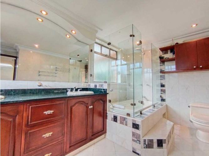 Casa de 5 alcobas en venta en Briceño, Sopó, 355 m² · foto 18 de 24