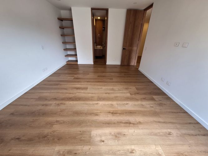 Apartamento de 3 alcobas en venta en Chicó Navarra, Bogotá, 147 m² · foto 24 de 24