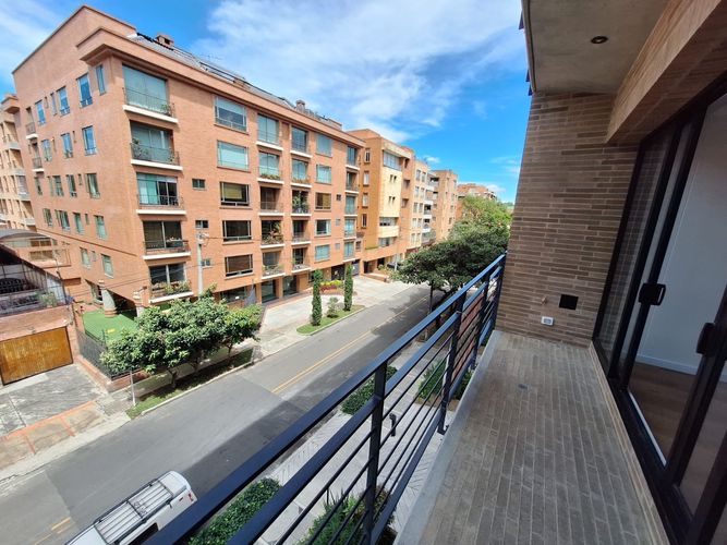 Apartamento de 3 alcobas en venta en Chicó Navarra, Bogotá, 147 m² · foto 11 de 24