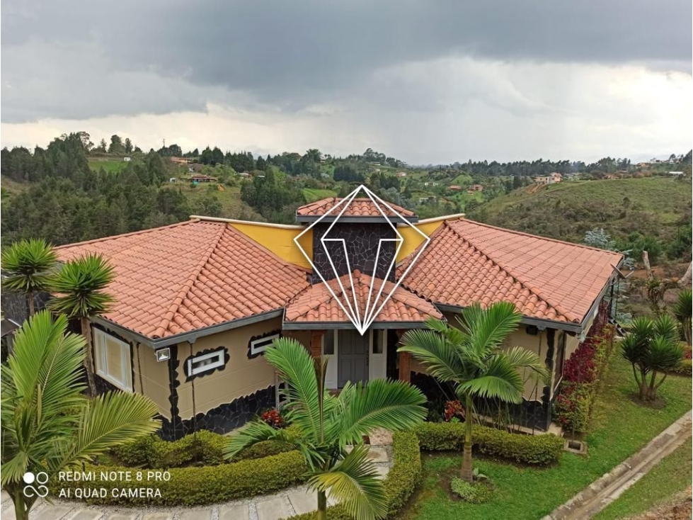 3BR Country House in Mampuesto (336 m²) for Sale