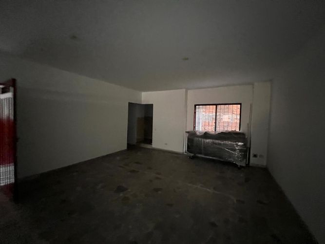Bodega en arriendo en Caribe, Medellín, 135 m² · foto 8 de 12