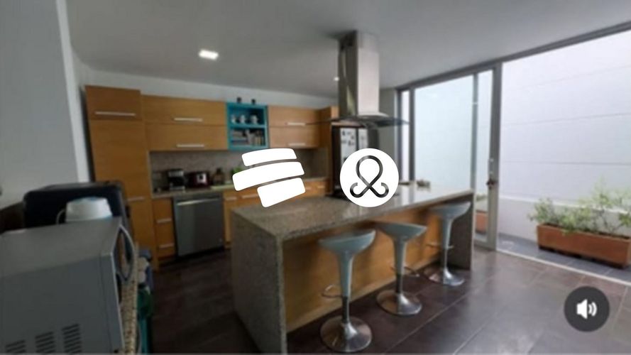 $2.200.000.000 en Condominio Heliconias