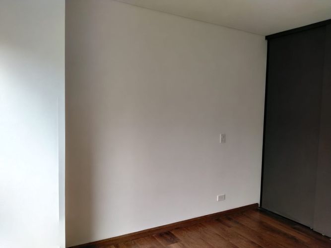 Apartamento de 2 alcobas en arriendo en Loma Del Chocho, Medellín, 116 m² · foto 4 de 19