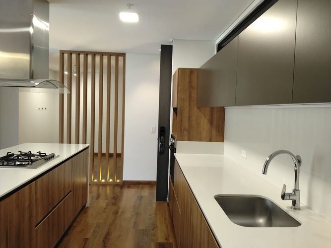 Apartamento de 2 alcobas en arriendo en Loma Del Chocho, Medellín, 116 m² · foto 5 de 19
